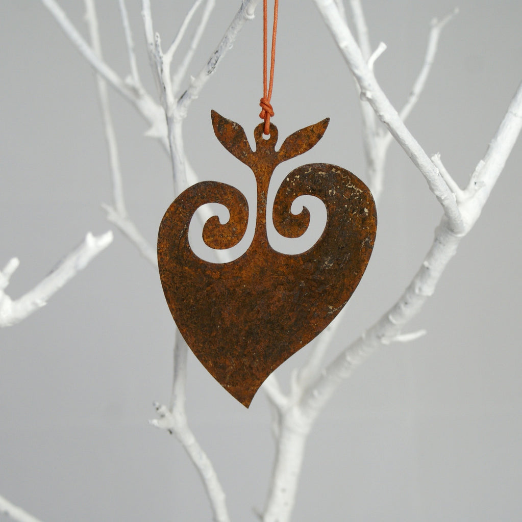 Rusted Shape-Koru Heart